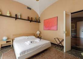 JOIVY Exclusive Flat for 7 near Cathedral of Genoa 4