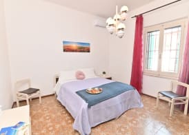 IzzHome Colonial 2
