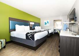 SureStay Plus Hotel by Best Western Point Richmond 5