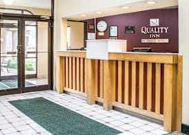 Quality Inn Elyria 2