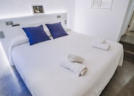 Petit Hotel 5 Fars 3