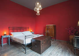 Ursino apartment with balcony by Wonderful Italy 4