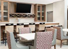 Hampton Inn & Suites Santa Rosa Sonoma Wine Country 5