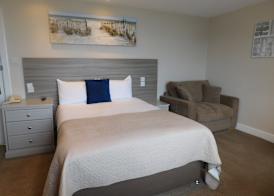 Cullen Bay Hotel 5