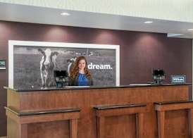 Hampton Inn Richmond - Airport 5