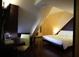 E' Hotel 3