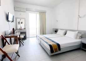 Lefteris Insta-worthy Studio With Balcony 4