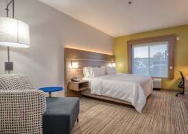 Holiday Inn Express & Suites GREENVILLE by IHG 2