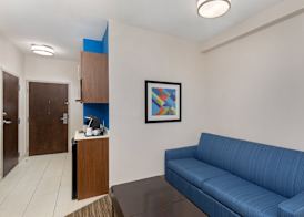 Holiday Inn Express & Suites BIRMINGHAM - INVERNESS 280 by IHG 3