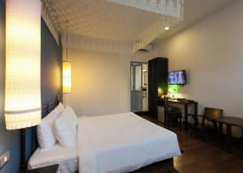 The Memory at On On Hotel 5