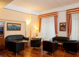 Cloister Inn Hotel 5