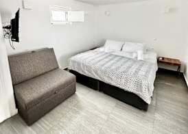 Mykonos Eight 2