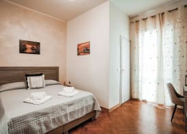 Angelica Home 4