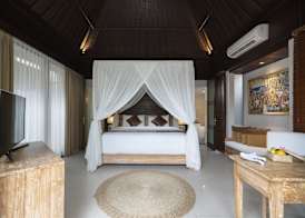d'Nusa Beach Club and Resort 4