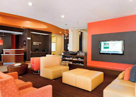 Courtyard by Marriott Peoria 2
