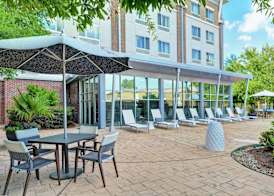 DoubleTree by Hilton Baton Rouge 3