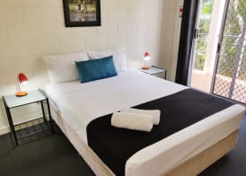 Coconut Grove Holiday Apartments 5