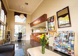 Anaheim Carriage Inn 2
