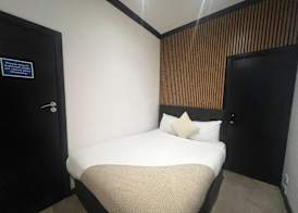 Amsterdam Hotel 5