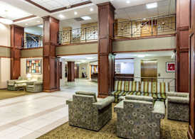 La Quinta by Wyndham Milwaukee Bayshore Area 2