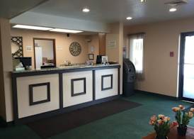 Super 8 by Wyndham Middletown 4