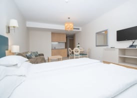 Aparthotel Flora 3