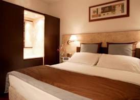 Air Hotel 4