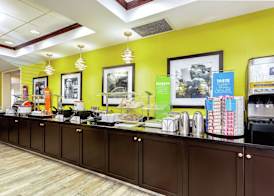 Hampton Inn Amelia Island at Fernandina Beach 4