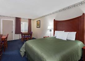 Orange County Airport Hotel Costa Mesa 4