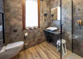 Hotel Confine 5