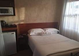 A La Martha's Air-Port Guest House 5