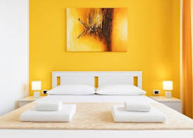Iris Rooms 5