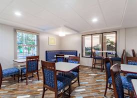 Days Inn by Wyndham Wilmington Brandywine 4