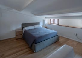Domus Regina 5