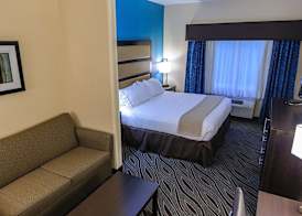 Holiday Inn Express LUDLOW - CHICOPEE AREA by IHG 2