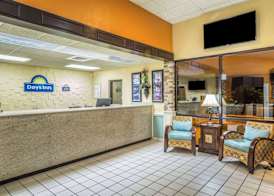 Days Inn by Wyndham Lake Park/Valdosta 2