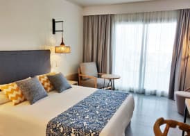 Hotel Cabogata Jardín 5