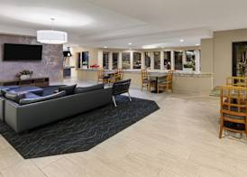 Endeavor Inn & Suites, Trademark Collection by Wyndham 3