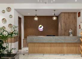 Ramada Encore by Wyndham Lucknow Airport 4