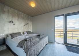 Dis Cottages 2