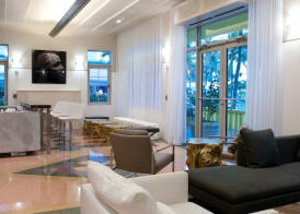 Leslie Hotel Ocean Drive 5