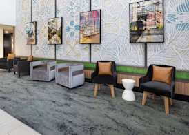 La Quinta Inn & Suites by Wyndham Meridian 4