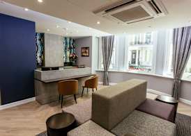 Oliver Plaza Hotel 2