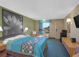 Super 8 by Wyndham Dunn 4