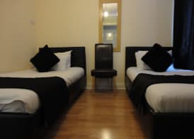 City View Hotel Roman Road Market 4