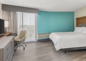 Holiday Inn CHARLESTON-RIVERVIEW by IHG 4