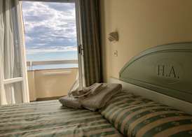Hotel Adriatica sul Mare 5
