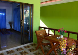 Phalarn Inn Resort 5