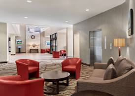 Ramada by Wyndham Belleville Harbourview Conference Center 3