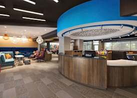 Tru By Hilton Charlotte Tyvola I-77 4